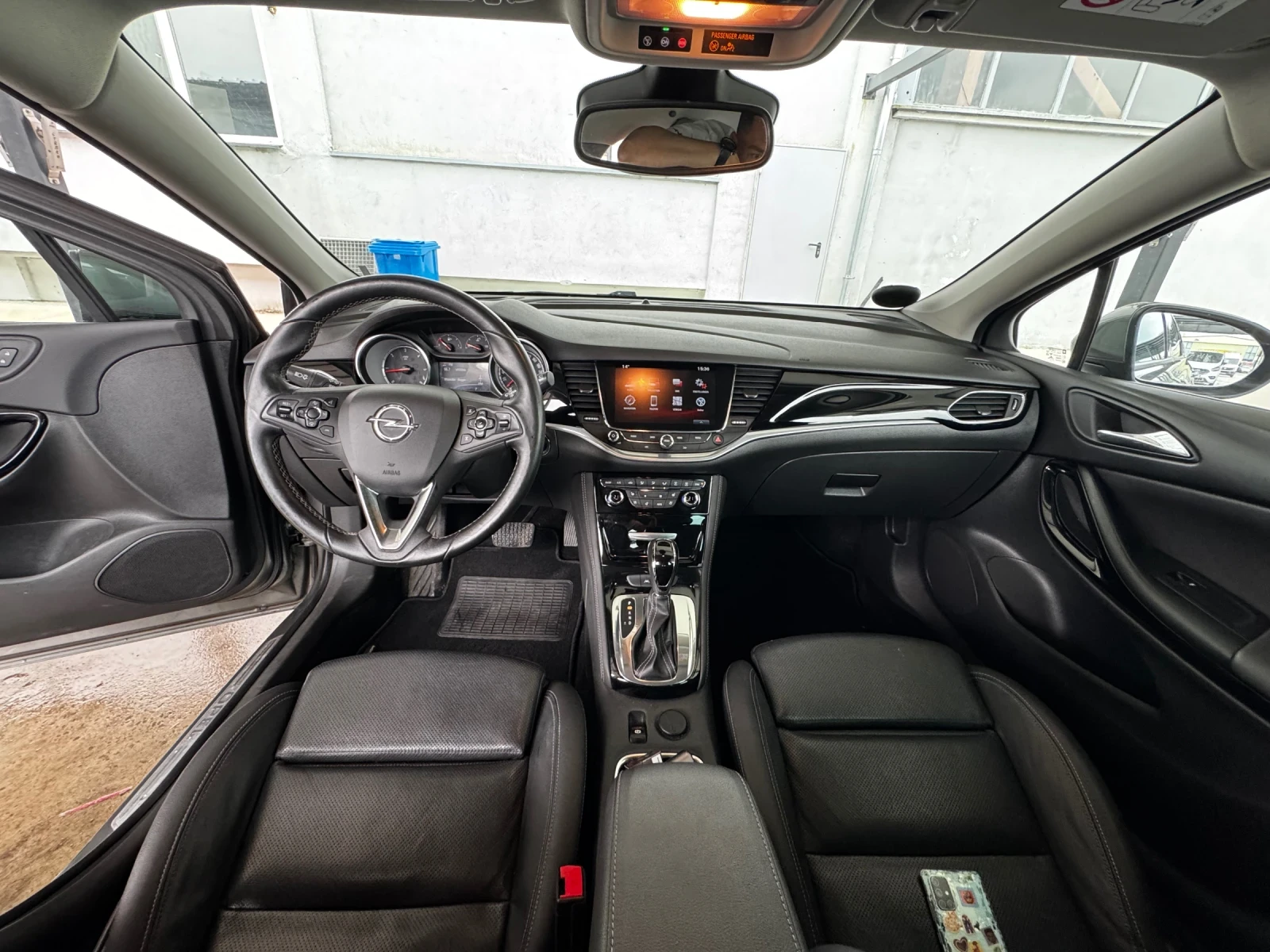 Opel Astra 1.6 CDTi Full обдухване подгрев автомат Нави , снимка 8 - Автомобили и джипове - 54479264