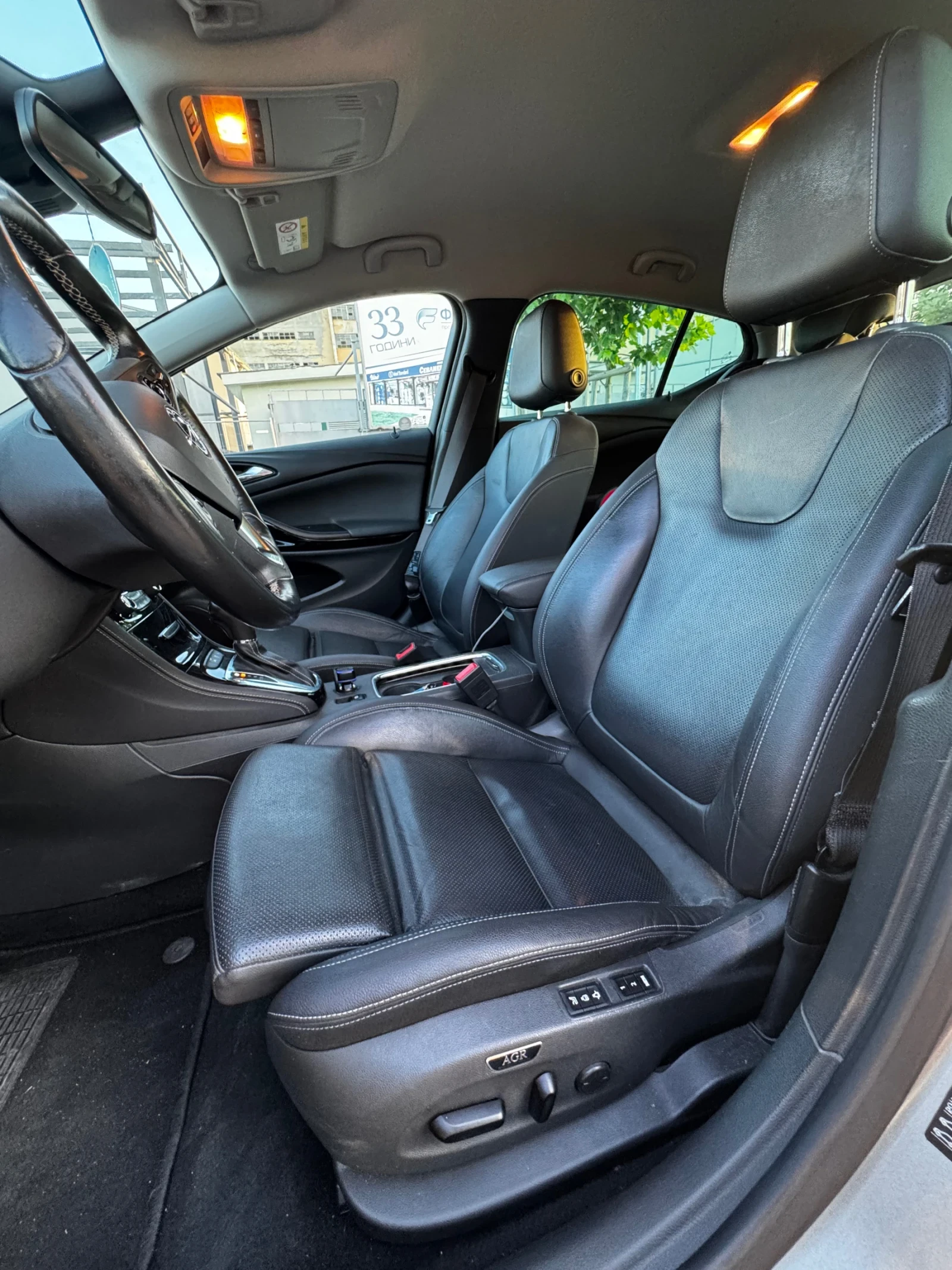 Opel Astra 1.6 CDTi Full обдухване подгрев автомат Нави , снимка 10 - Автомобили и джипове - 54823736
