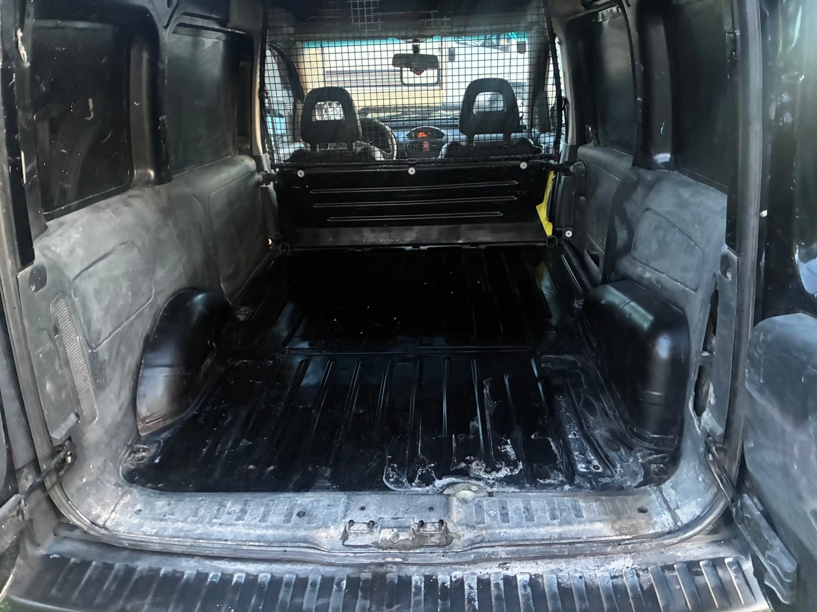 Opel Combo 1.3 Dizel, снимка 13 - Автомобили и джипове - 54576857