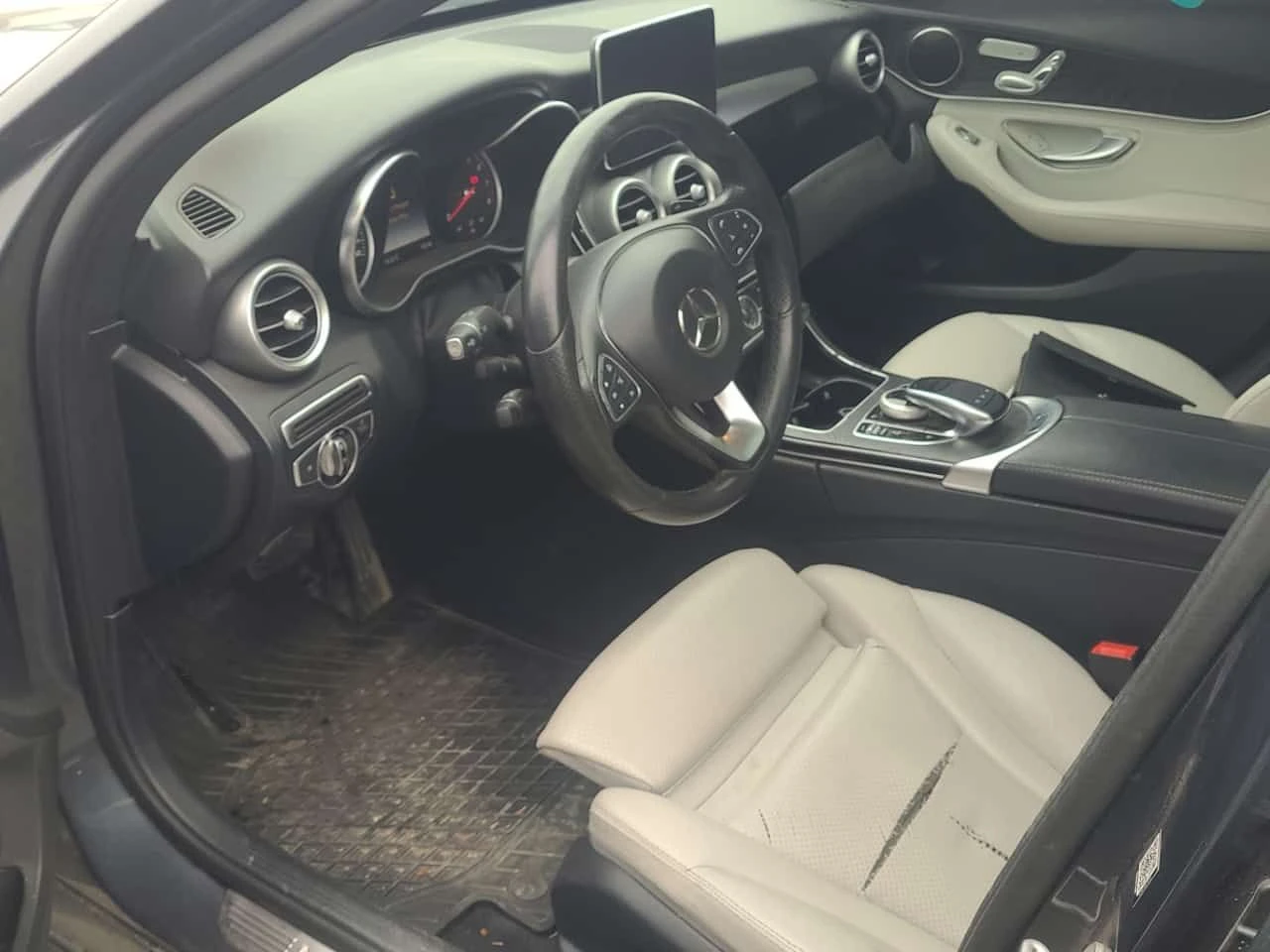 Mercedes-Benz C 300 LUXURY| ПАМЕТ| ПОДГРЕВИ| МЪРТВА ТОЧКА| ПАНОРАМА| , снимка 8 - Автомобили и джипове - 54818766