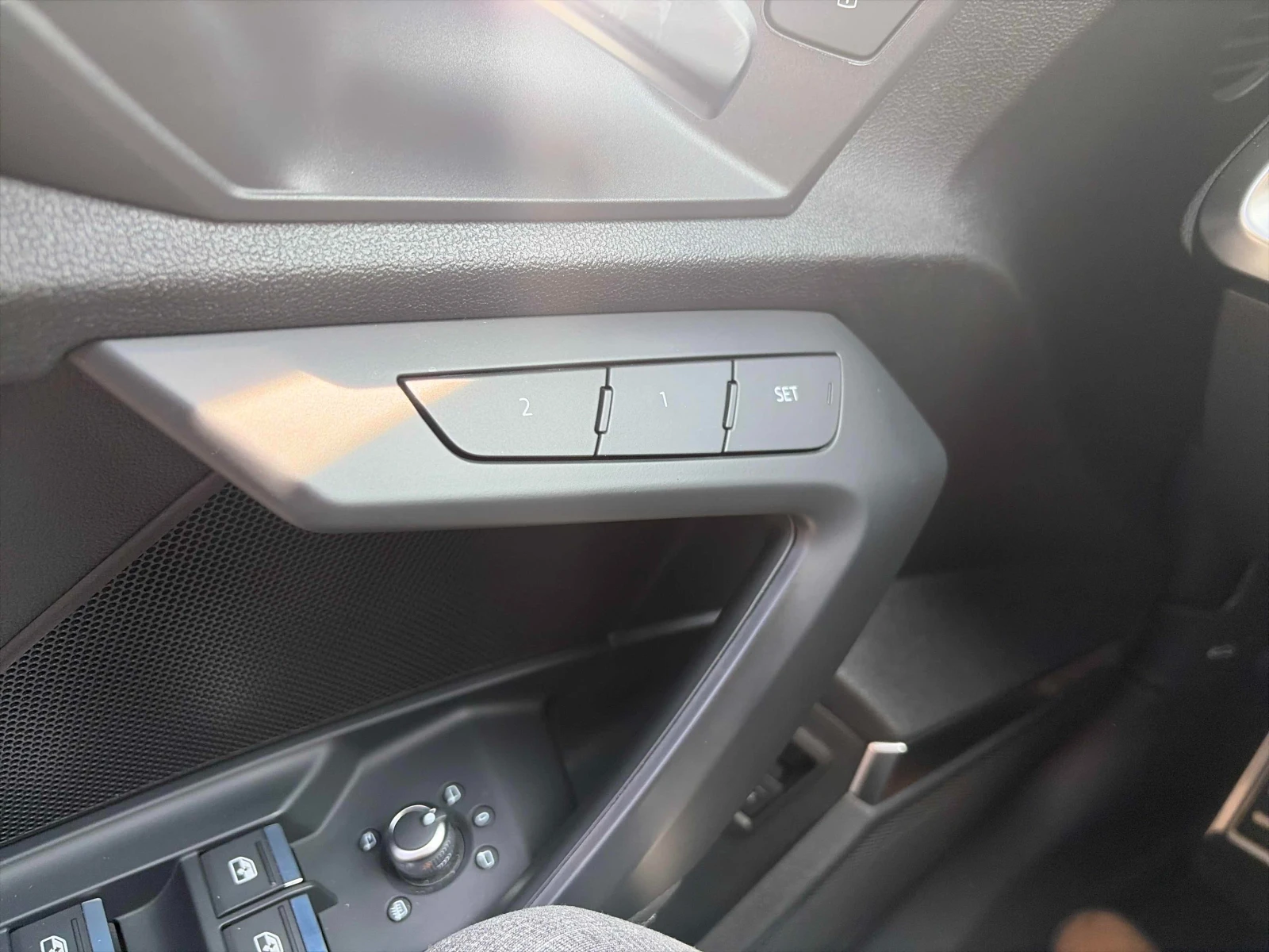 Audi S3 Technik* Пълна сервизна в Ауди* Като нова!, снимка 14 - Автомобили и джипове - 55048751