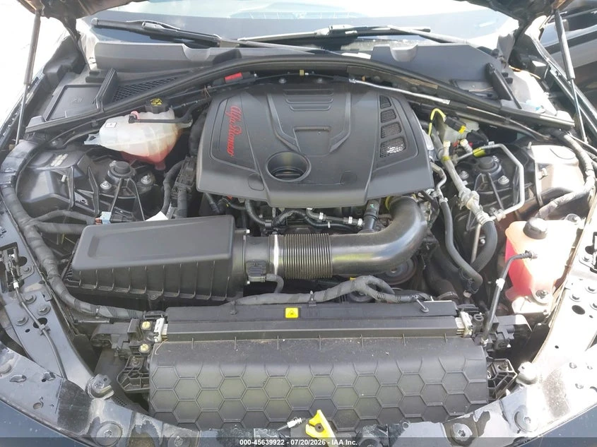 Alfa Romeo Giulia 2.0l Awd, снимка 10 - Автомобили и джипове - 55591328