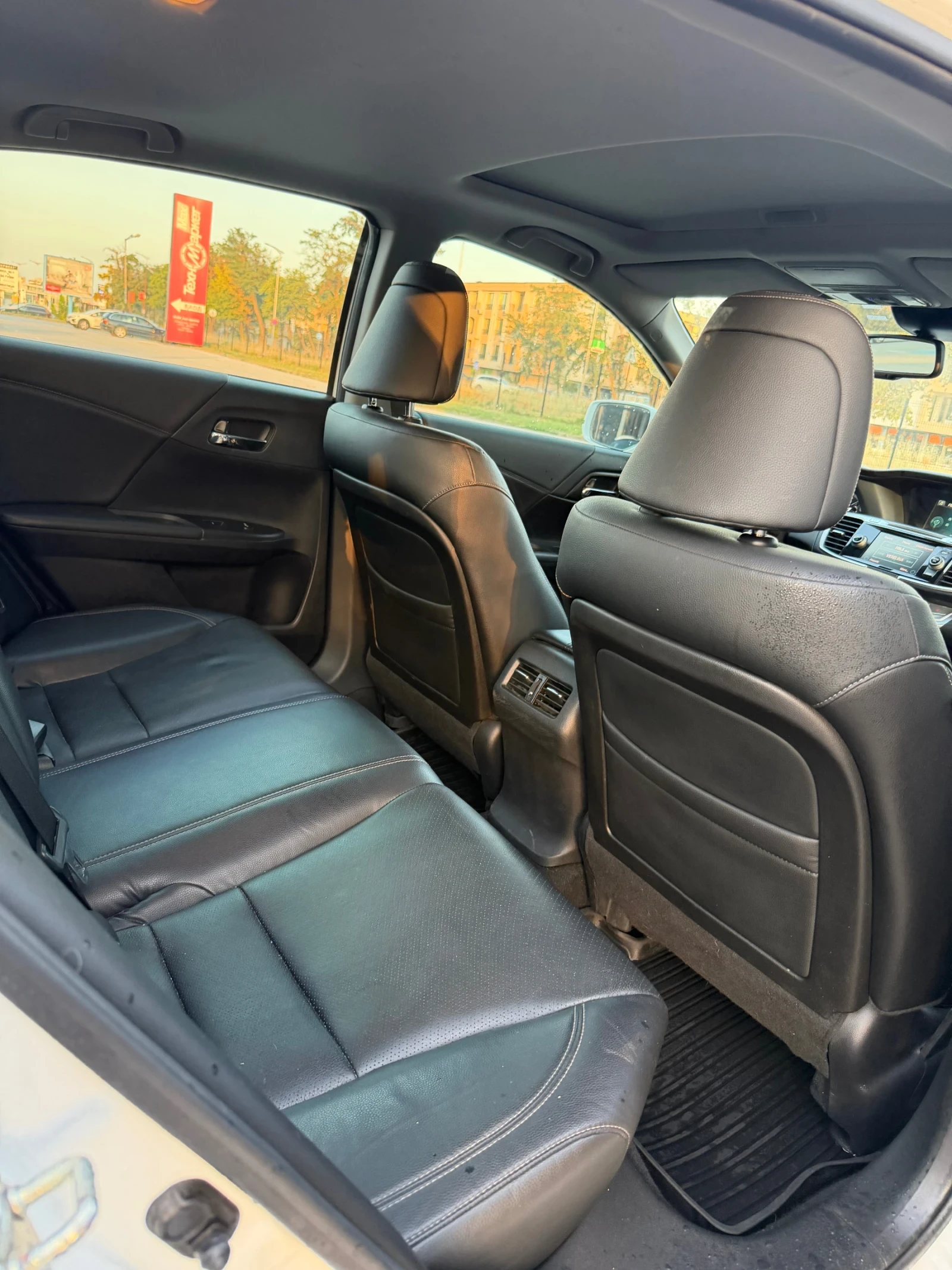 Honda Accord Touring, снимка 10 - Автомобили и джипове - 55646243