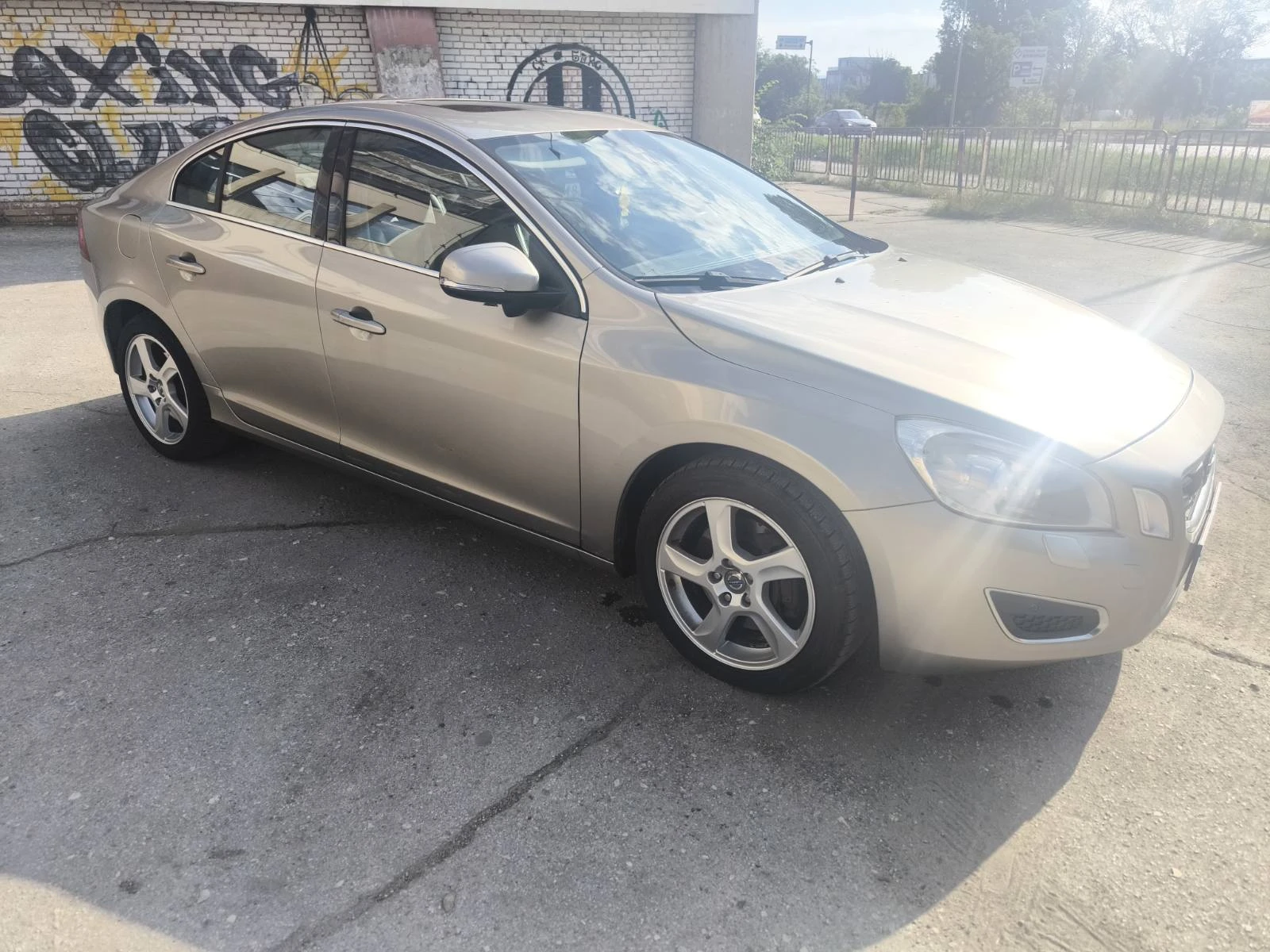 Volvo S60 T6 Polestar 330кс