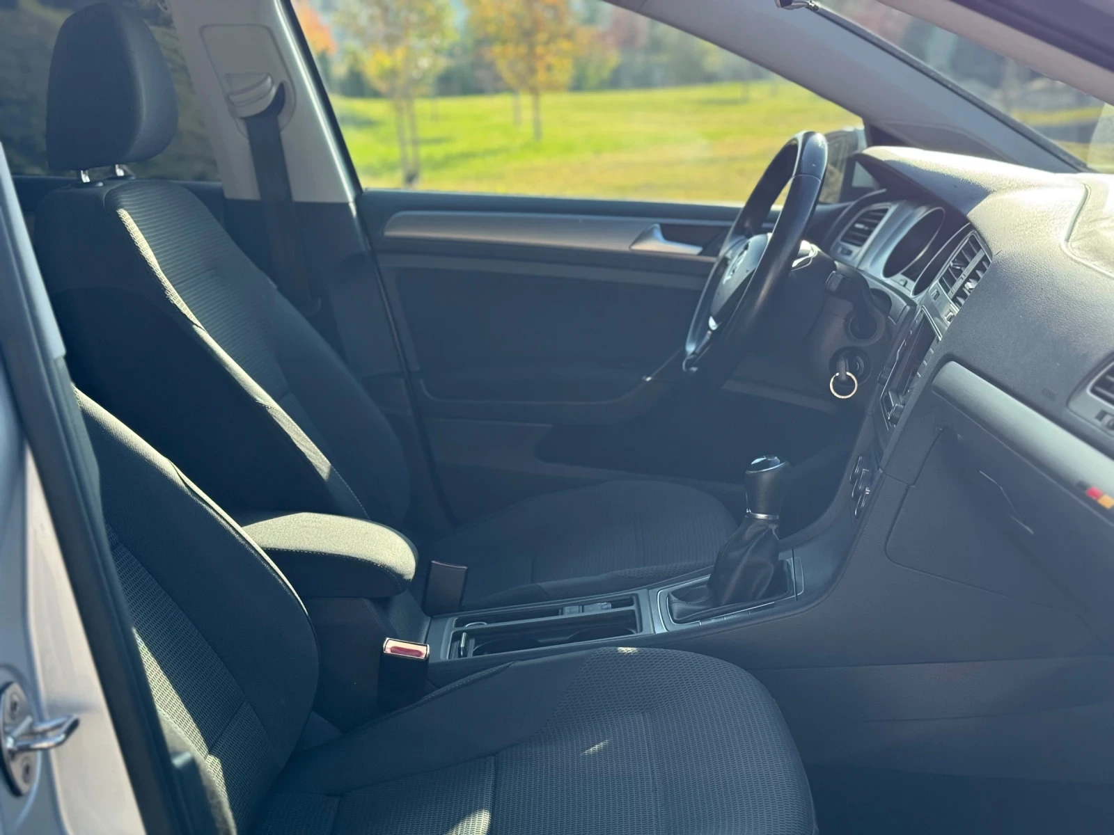 VW Golf TOP* Navi* Tuch* NGT, снимка 14 - Автомобили и джипове - 56620169