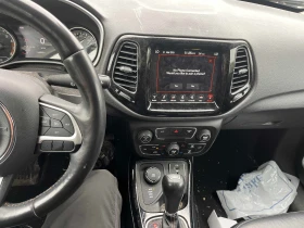 Jeep Compass * Limited * CARFAX * ОПЦИЯ ЗА ФИНАНСИРАНЕ, снимка 9