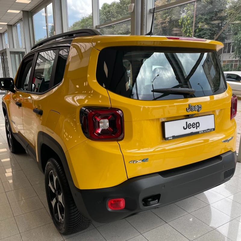 Jeep Renegade TRAILHAWK 1.3 PHEV Petrol 240 hp AT6 4xe, снимка 6 - Автомобили и джипове - 46957779