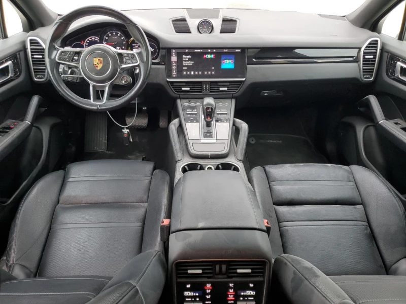 Porsche Cayenne COUPE, снимка 8 - Автомобили и джипове - 47331148