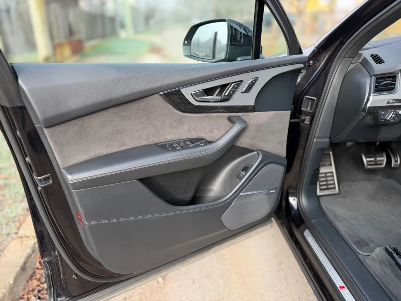 Audi Q7 360* Head Up* Печка* Night Vision* 3xS Line, снимка 8 - Автомобили и джипове - 52823841