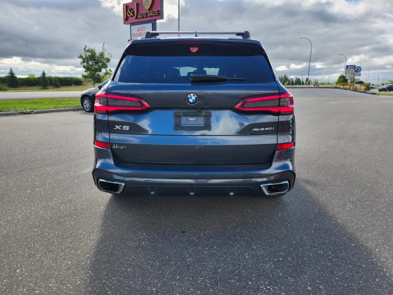 BMW X5 M PACK| DIAMOND| HuD| HARMAN| LASER, снимка 4 - Автомобили и джипове - 53100181