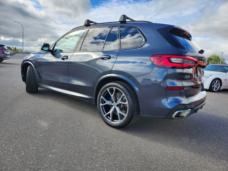 BMW X5 M PACK| DIAMOND| HuD| HARMAN| LASER, снимка 3 - Автомобили и джипове - 53100181