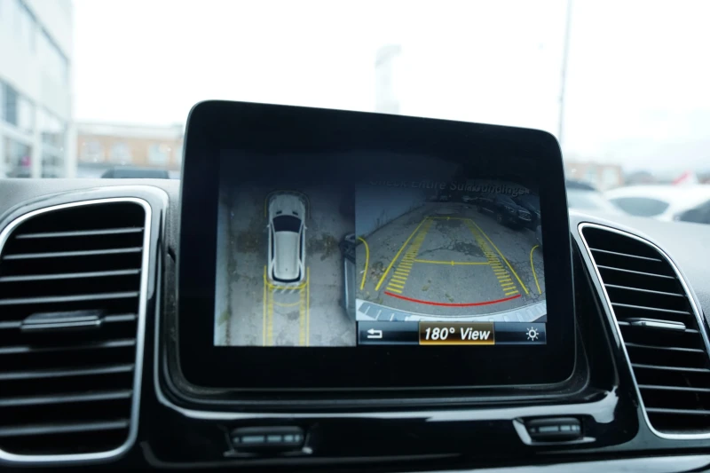 Mercedes-Benz GLE 43 AMG HARMAN/KARDON / 360 / ПОДГРЕВИ / ПАНОРАМА, снимка 12 - Автомобили и джипове - 53405044