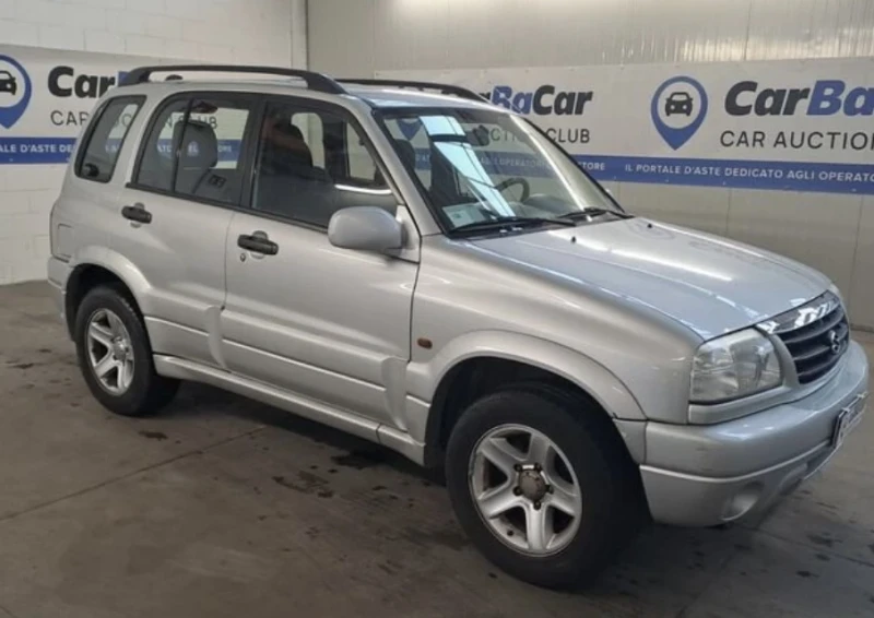 Suzuki Grand vitara 2.0i -128kc Италия 4х4, снимка 2 - Автомобили и джипове - 53453581