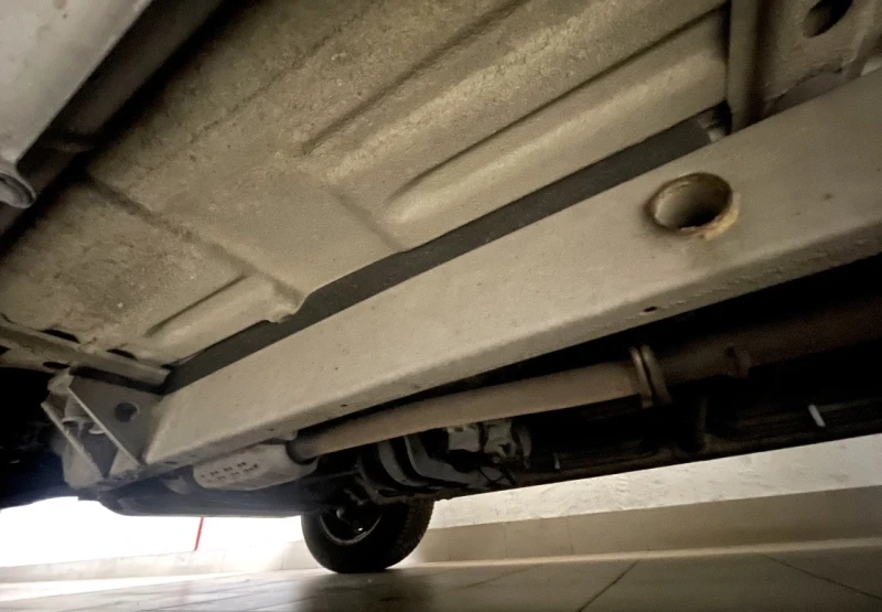 Suzuki Grand vitara 2.0i -128kc 4х4 , снимка 6 - Автомобили и джипове - 53453581