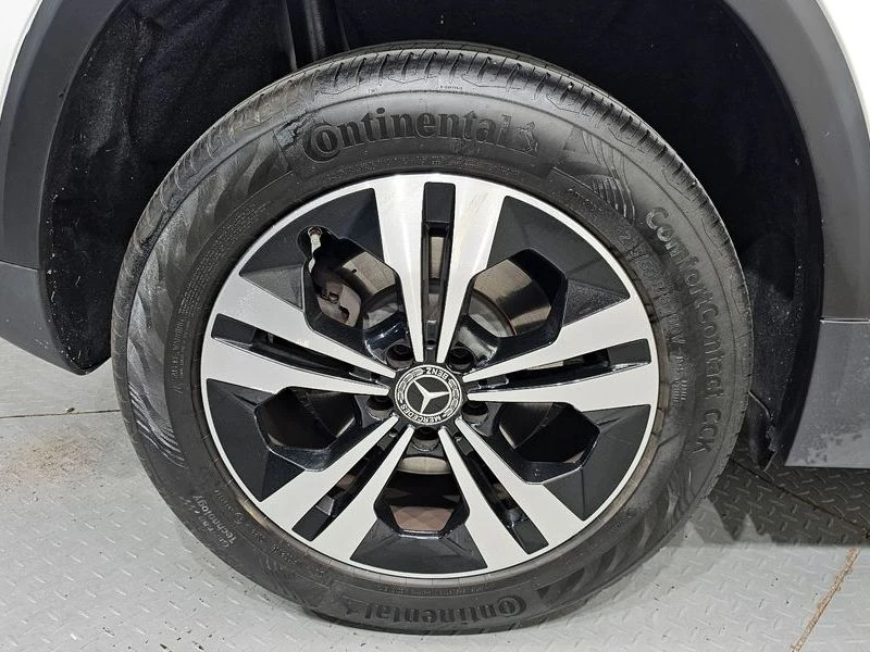 Mercedes-Benz GLA GLA220| 190к.с.| ВКЛ.ТЕХНОТЕСТ, снимка 5 - Автомобили и джипове - 55379514