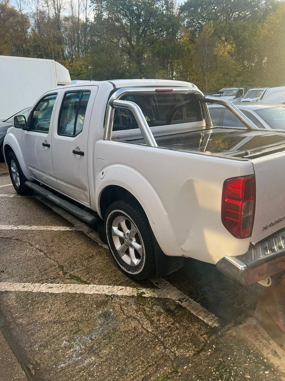 Nissan Navara 2.5dci 2бр - изображение 9