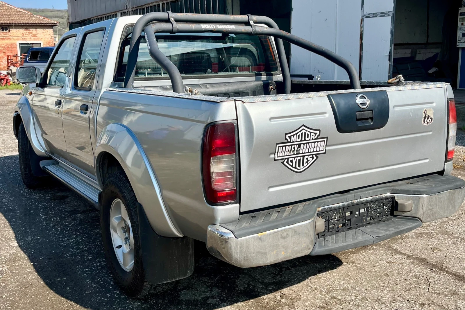 Nissan Navara 2.5TDI - изображение 7
