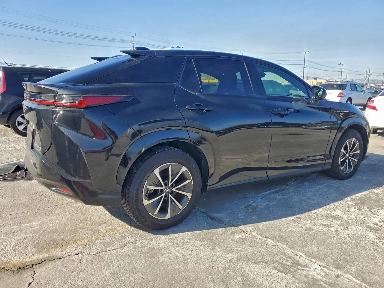 Lexus RZ 450E - изображение 6