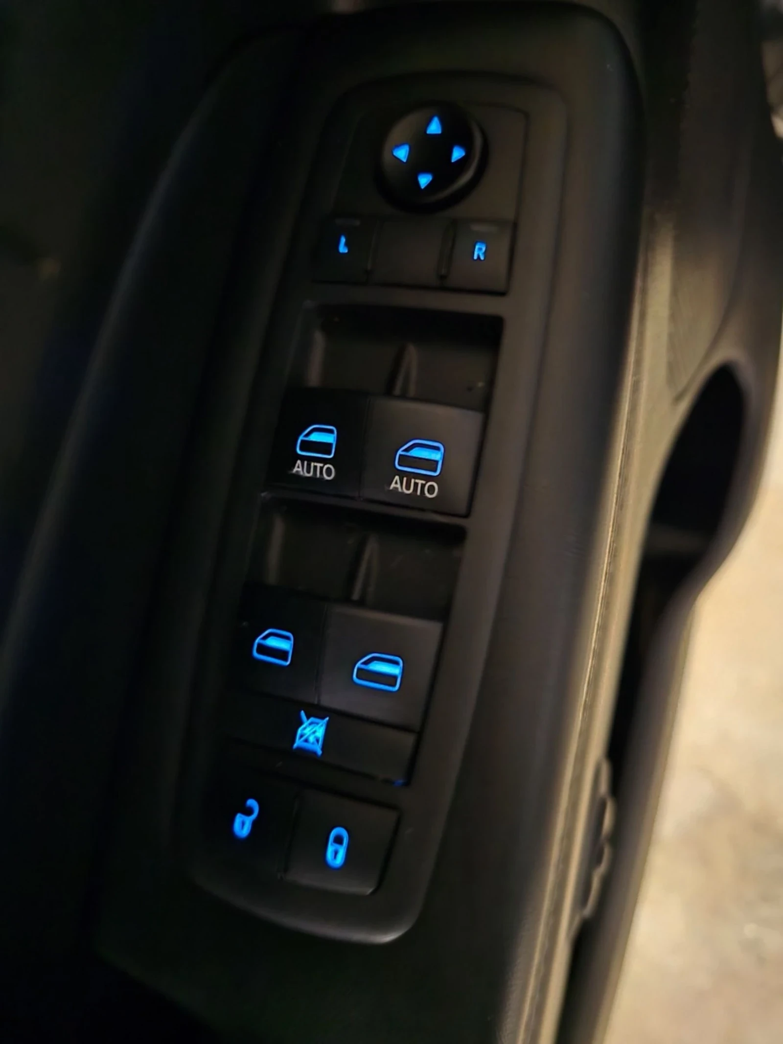 Jeep Grand cherokee | Mobile.bg � ����������� 16