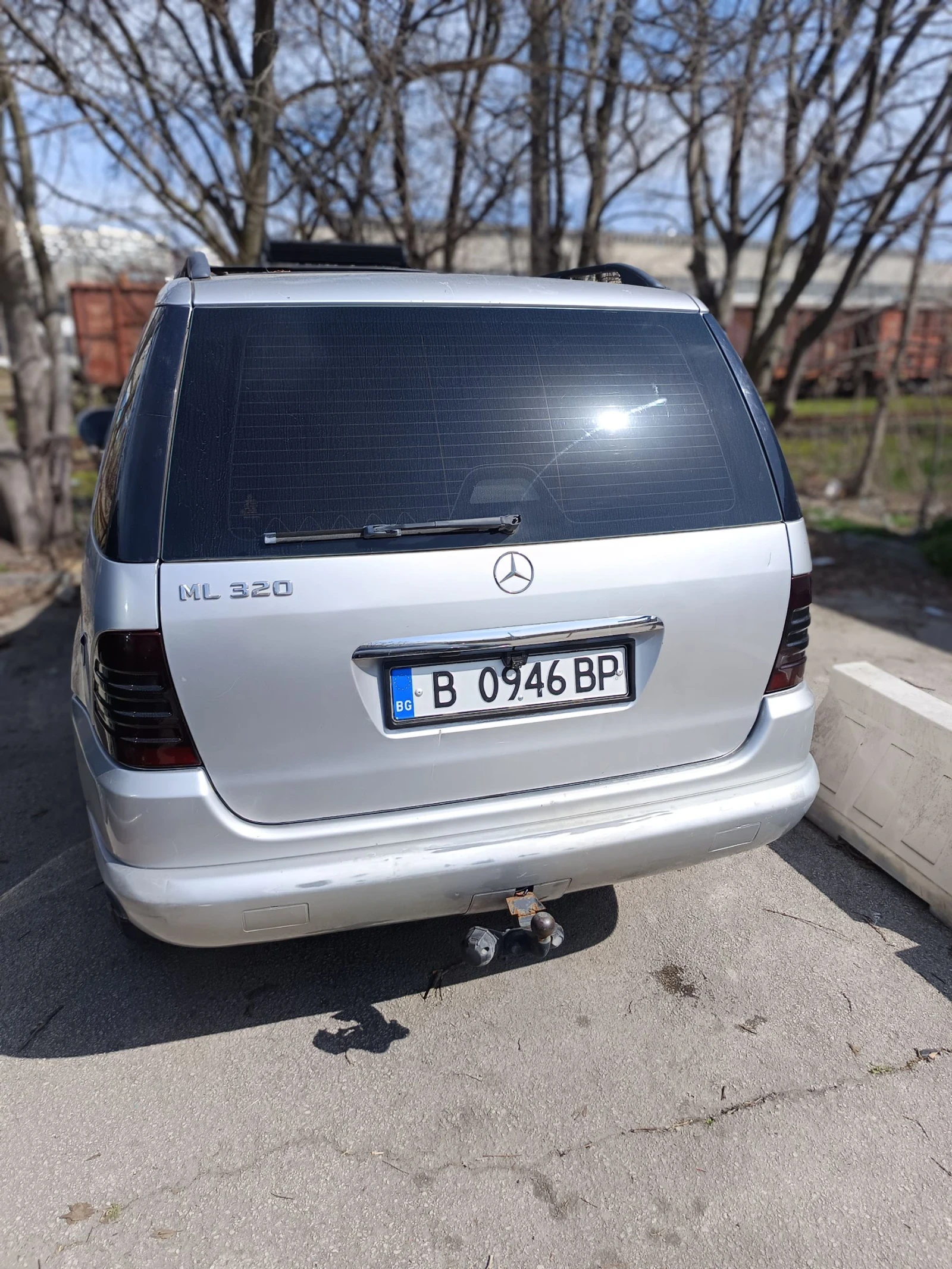 Mercedes-Benz ML 320, снимка 3 - Автомобили и джипове - 53893914