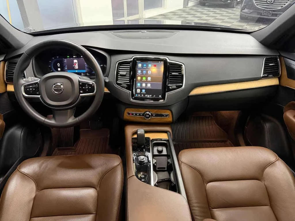 Volvo Xc90 Plus Bright Theme  CARFAX, снимка 5 - Автомобили и джипове - 53914810