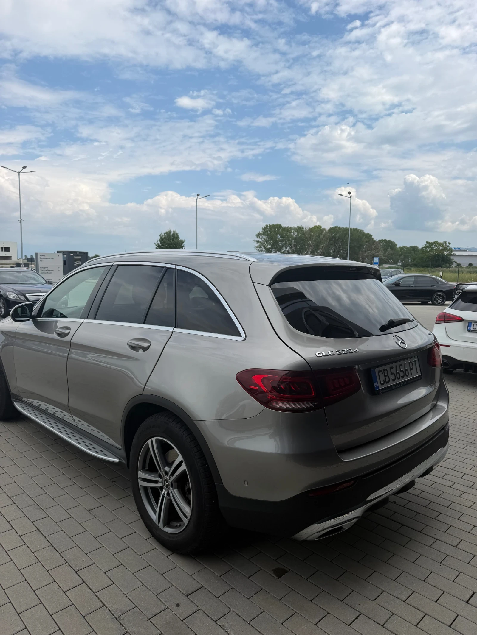 Mercedes-Benz GLC 220, снимка 5 - Автомобили и джипове - 55138235