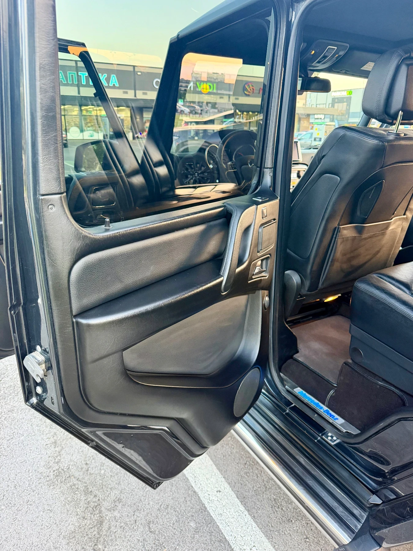 Mercedes-Benz G 350, снимка 11 - Автомобили и джипове - 55776477