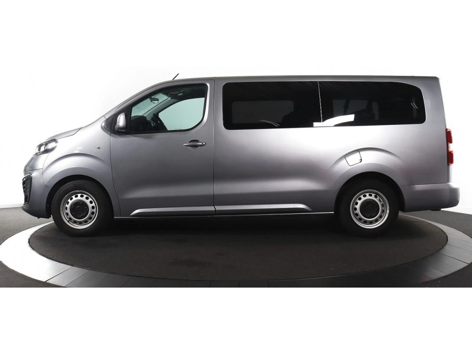 Opel Vivaro Vivaro L3H1 2.0 CDTI - изображение 3