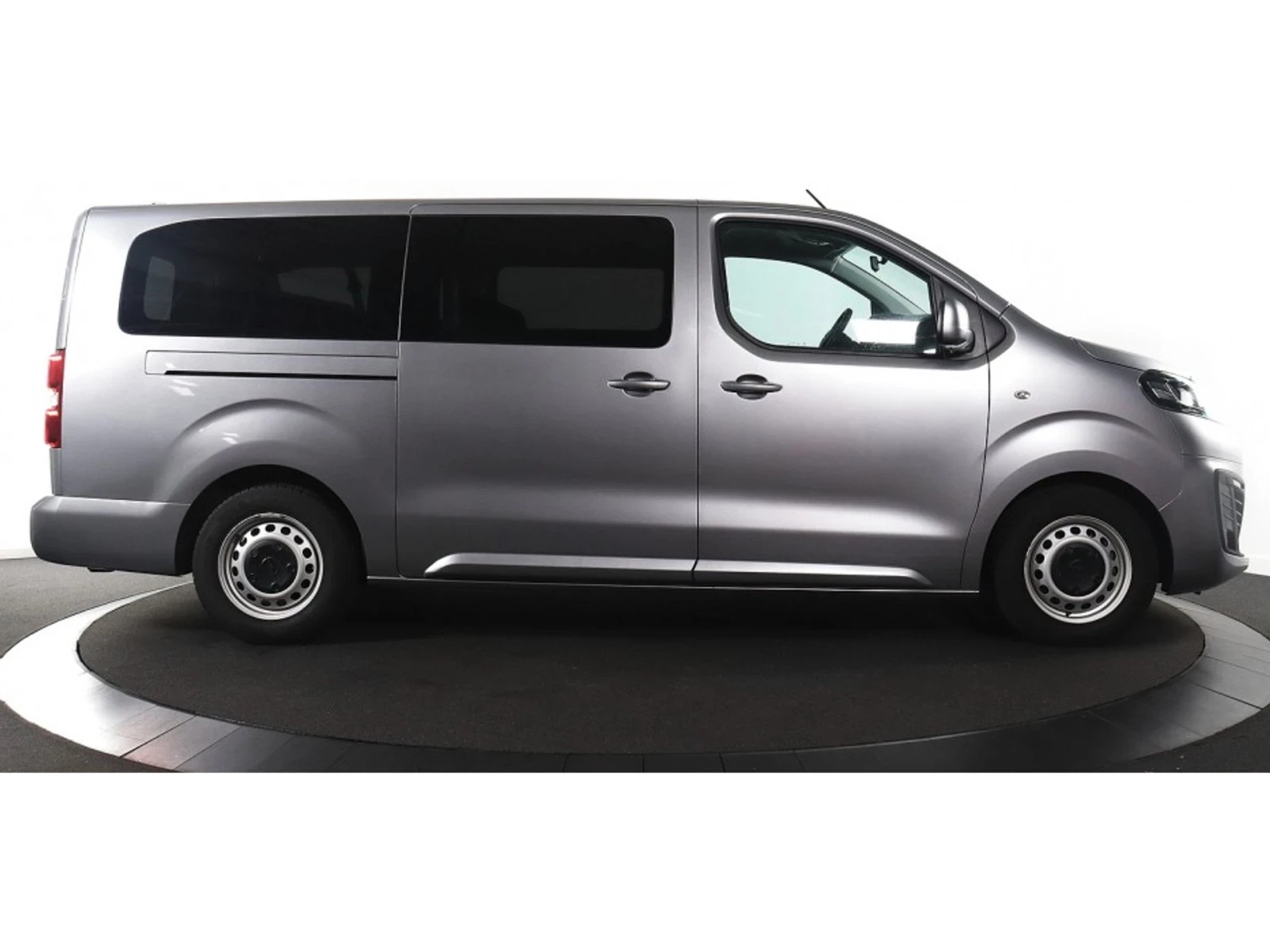 Opel Vivaro Vivaro L3H1 2.0 CDTI - изображение 4