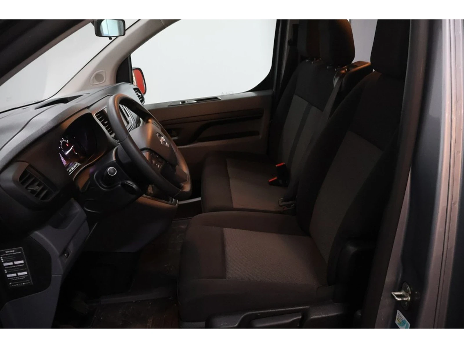 Opel Vivaro Vivaro L3H1 2.0 CDTI - изображение 10