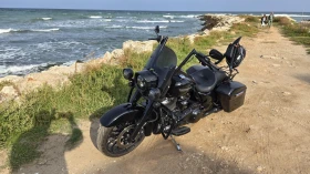 ����� �� �������� �� Harley-Davidson Custom