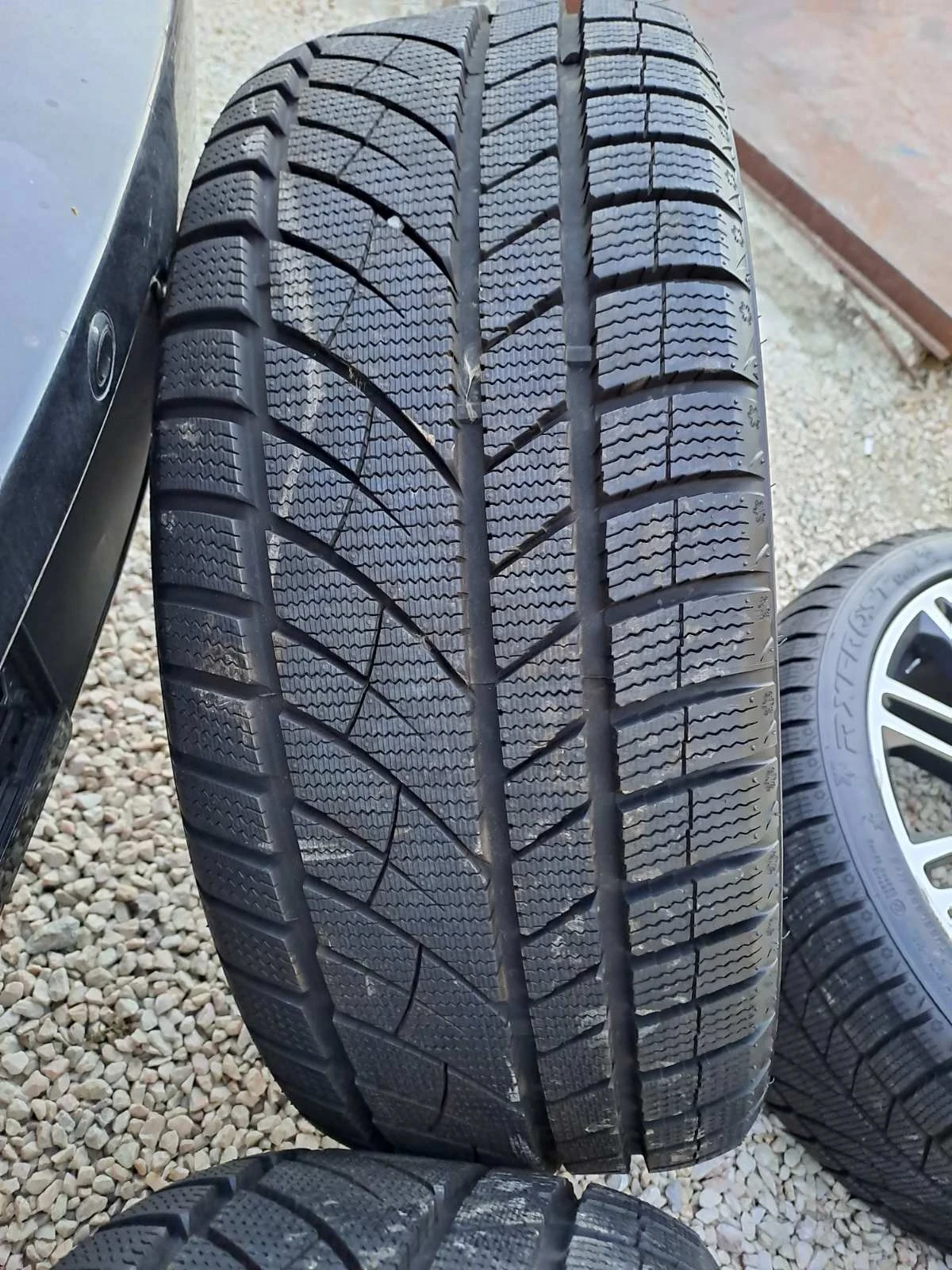    275/35R19  BMW 530 | Mobile.bg   8