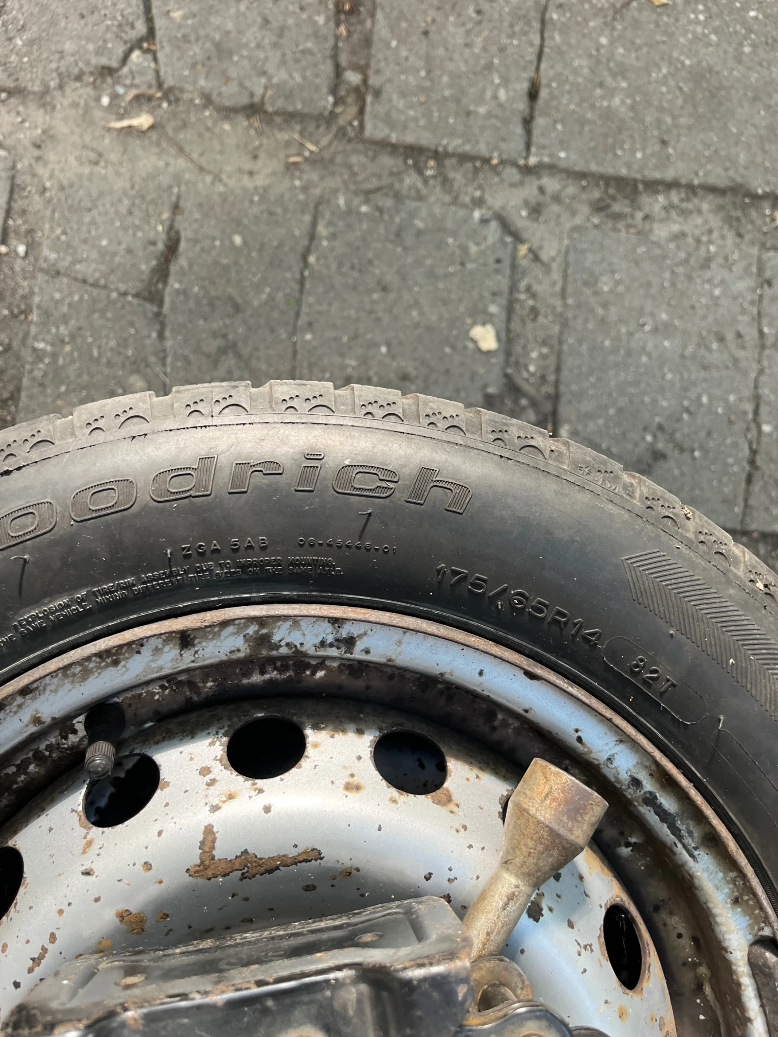���� � ������ 175/65R14 | Mobile.bg � ����������� 4