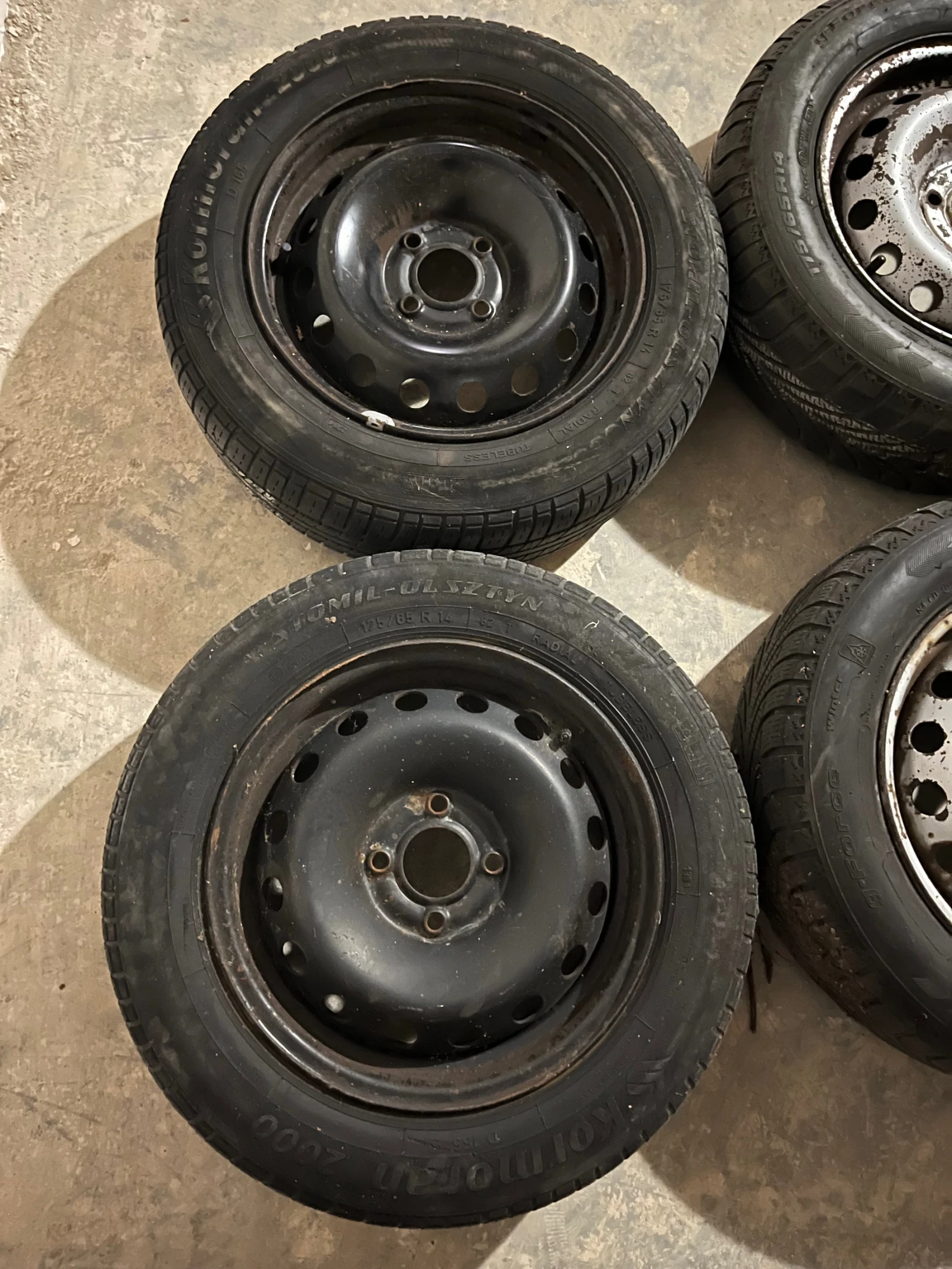 Гуми с джанти 175/65R14, снимка 4 - Гуми и джанти - 56632629