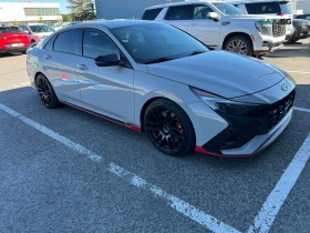 ������ Hyundai Elantra