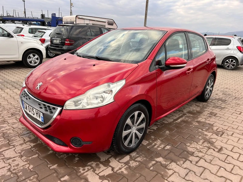 Peugeot 208 1.6HDI AVTOMAT EURO 5 ЛИЗИНГ, снимка 1 - Автомобили и джипове - 44403344