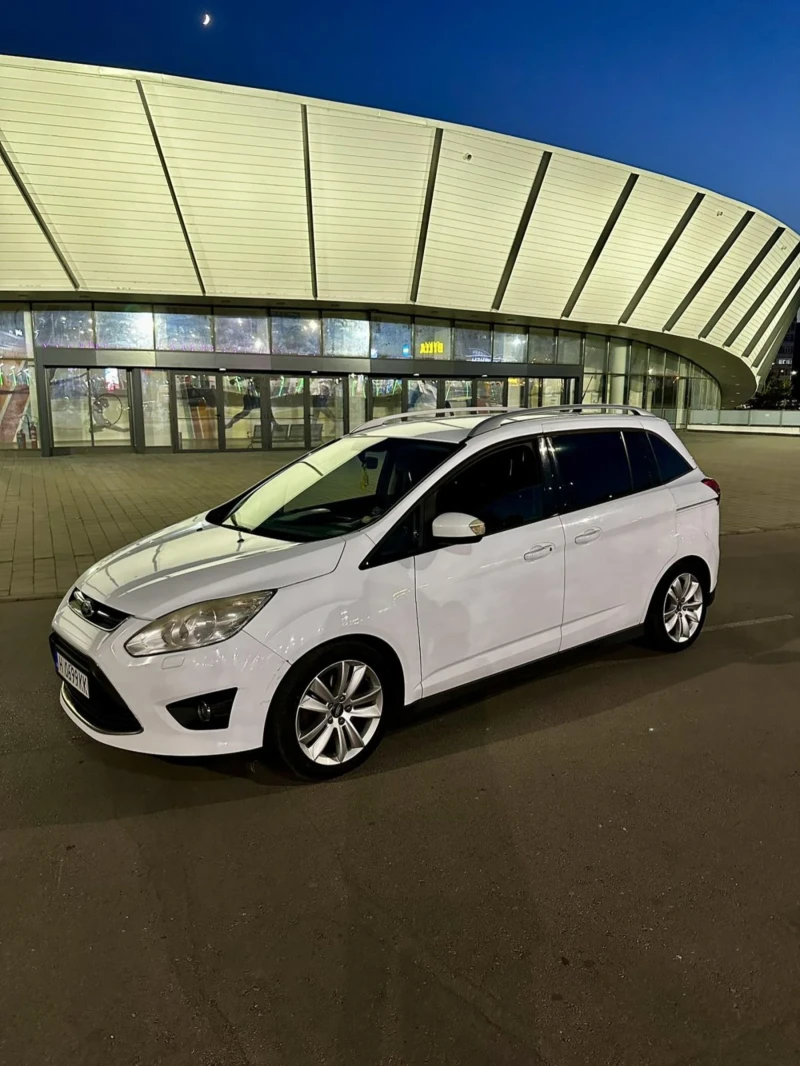 Ford C-max, снимка 1 - Автомобили и джипове - 46833504