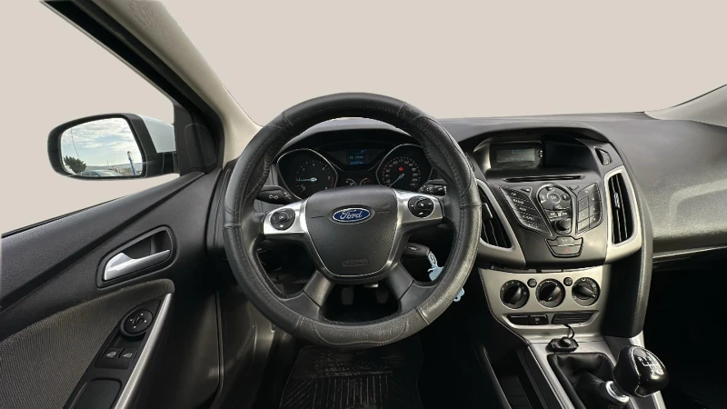 Ford Focus 1.6 TDCi, снимка 11 - Автомобили и джипове - 48093486