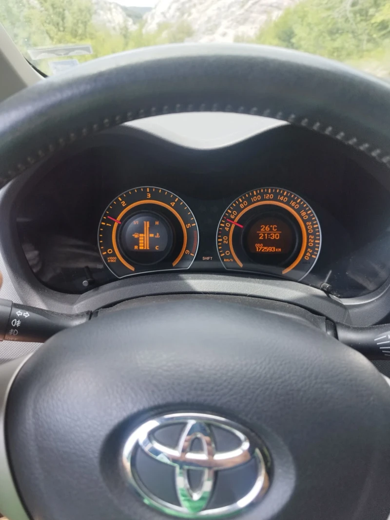 Toyota Auris 2.0, снимка 9 - Автомобили и джипове - 48268242