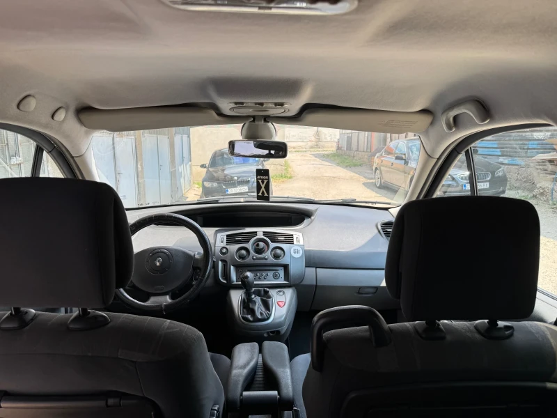 Renault Scenic, снимка 11 - Автомобили и джипове - 53012849