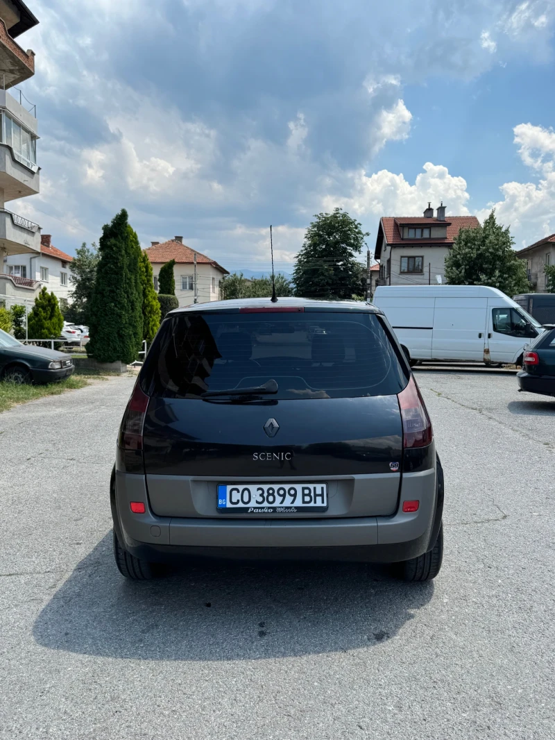 Renault Scenic, снимка 5 - Автомобили и джипове - 53012849