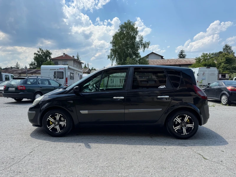 Renault Scenic, снимка 4 - Автомобили и джипове - 53012849