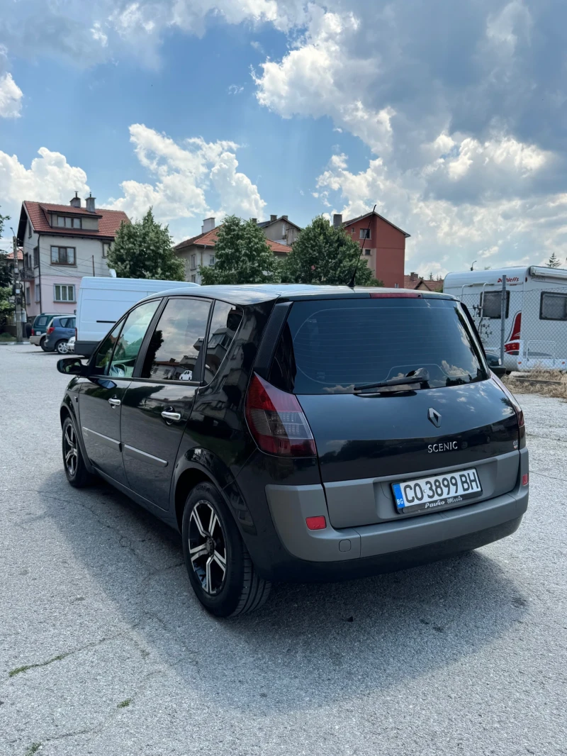 Renault Scenic, снимка 8 - Автомобили и джипове - 53012849
