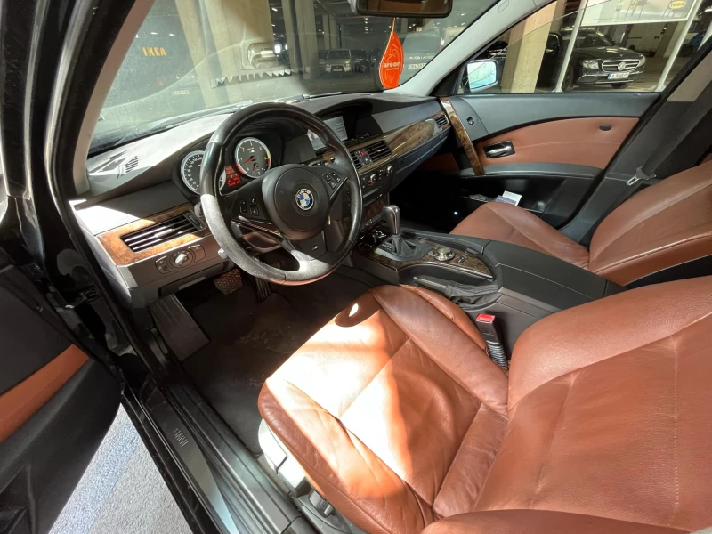 BMW 530 E61 M57 | Панорама | серв. история, снимка 10 - Автомобили и джипове - 52154932