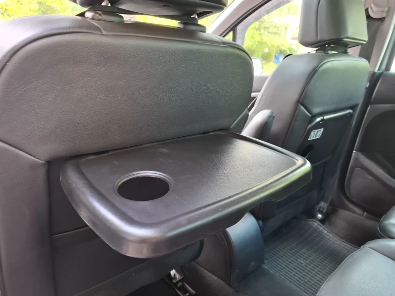 Peugeot 307 2.0 hdi  7 местна, снимка 10 - Автомобили и джипове - 51227584