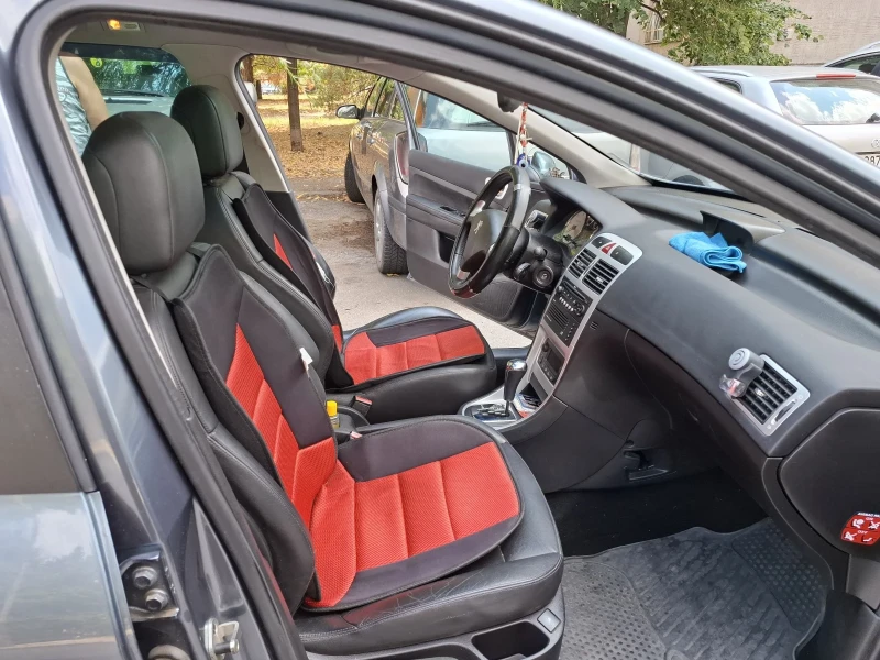 Peugeot 307 2.0 hdi  7 местна, снимка 7 - Автомобили и джипове - 51227584