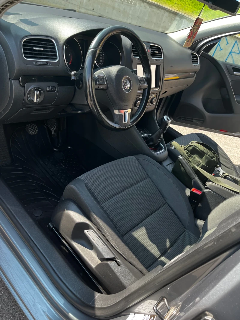 VW Golf 1, 6 TDI Highline, снимка 9 - Автомобили и джипове - 51702356