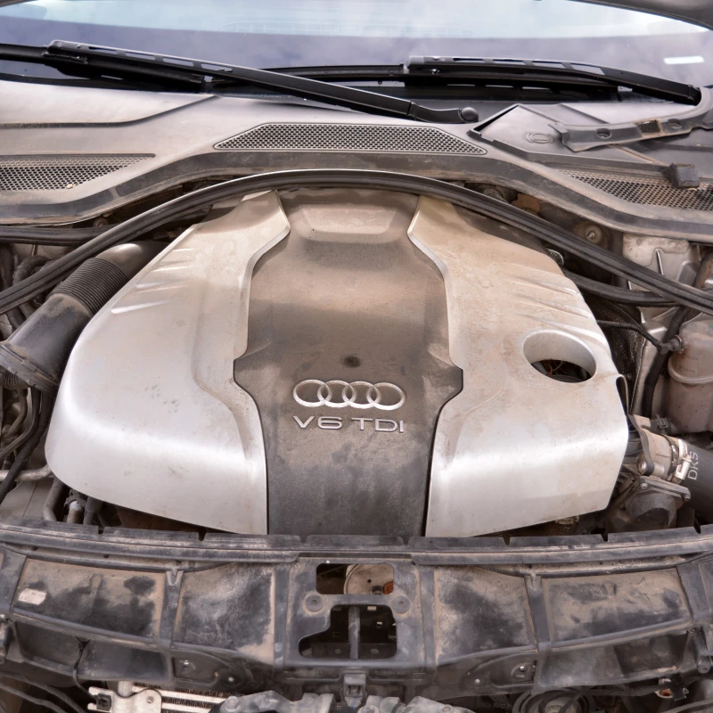Audi A8 3.0 TDI, снимка 8 - Автомобили и джипове - 51995913