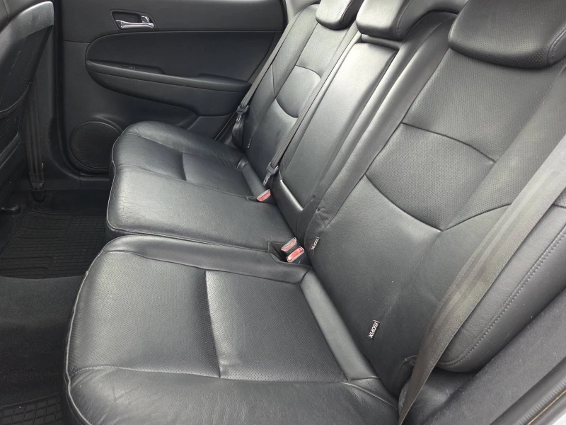 Hyundai I30 1.6CRDI, снимка 12 - Автомобили и джипове - 52054699