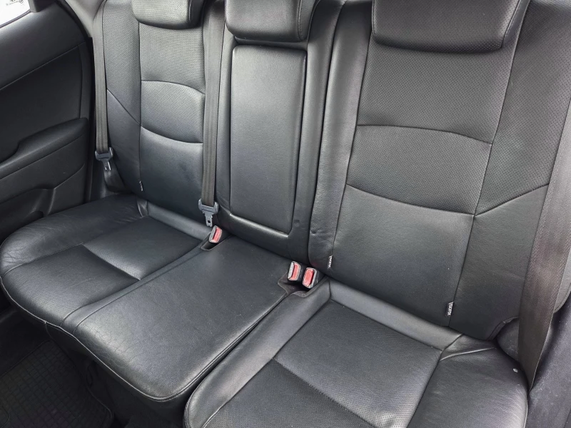 Hyundai I30 1.6CRDI, снимка 13 - Автомобили и джипове - 52054699